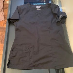 Cherokee Small Scrub Top